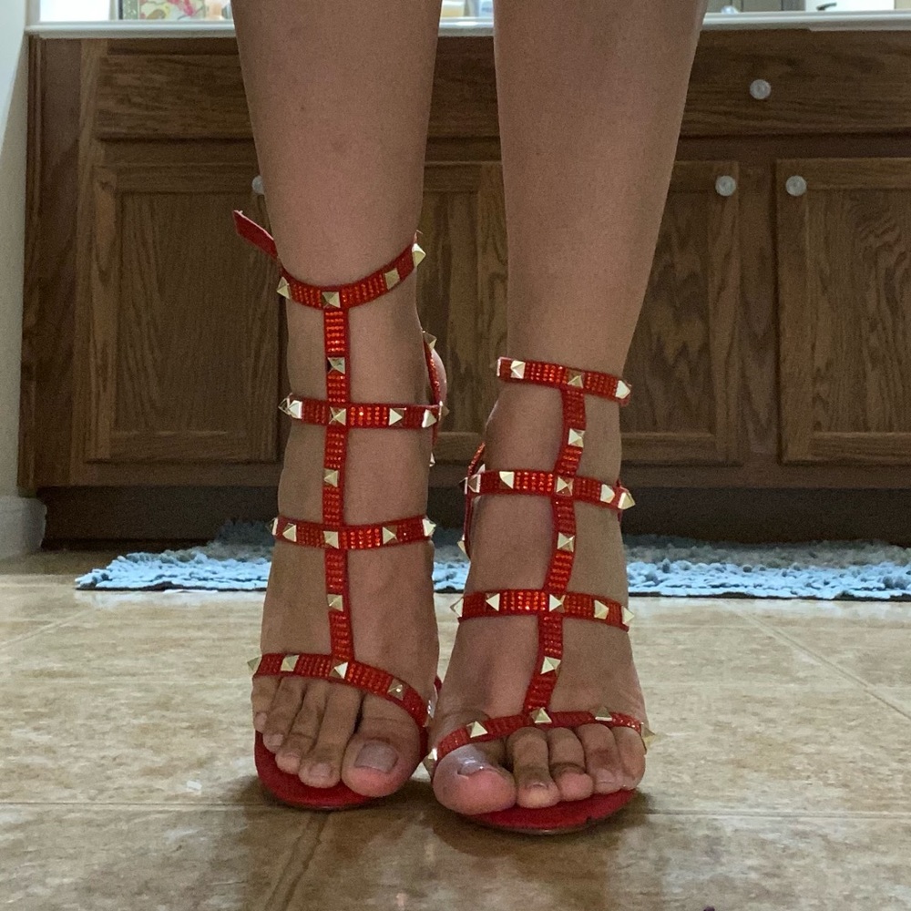‼️‼️ SANDALS RED ‼️‼️ Fashion Nova